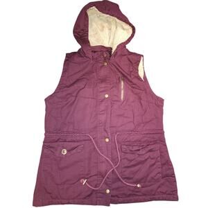 C'Esttoi Burgundy Mulberry utility Faux Fur Hooded Vest Size Large